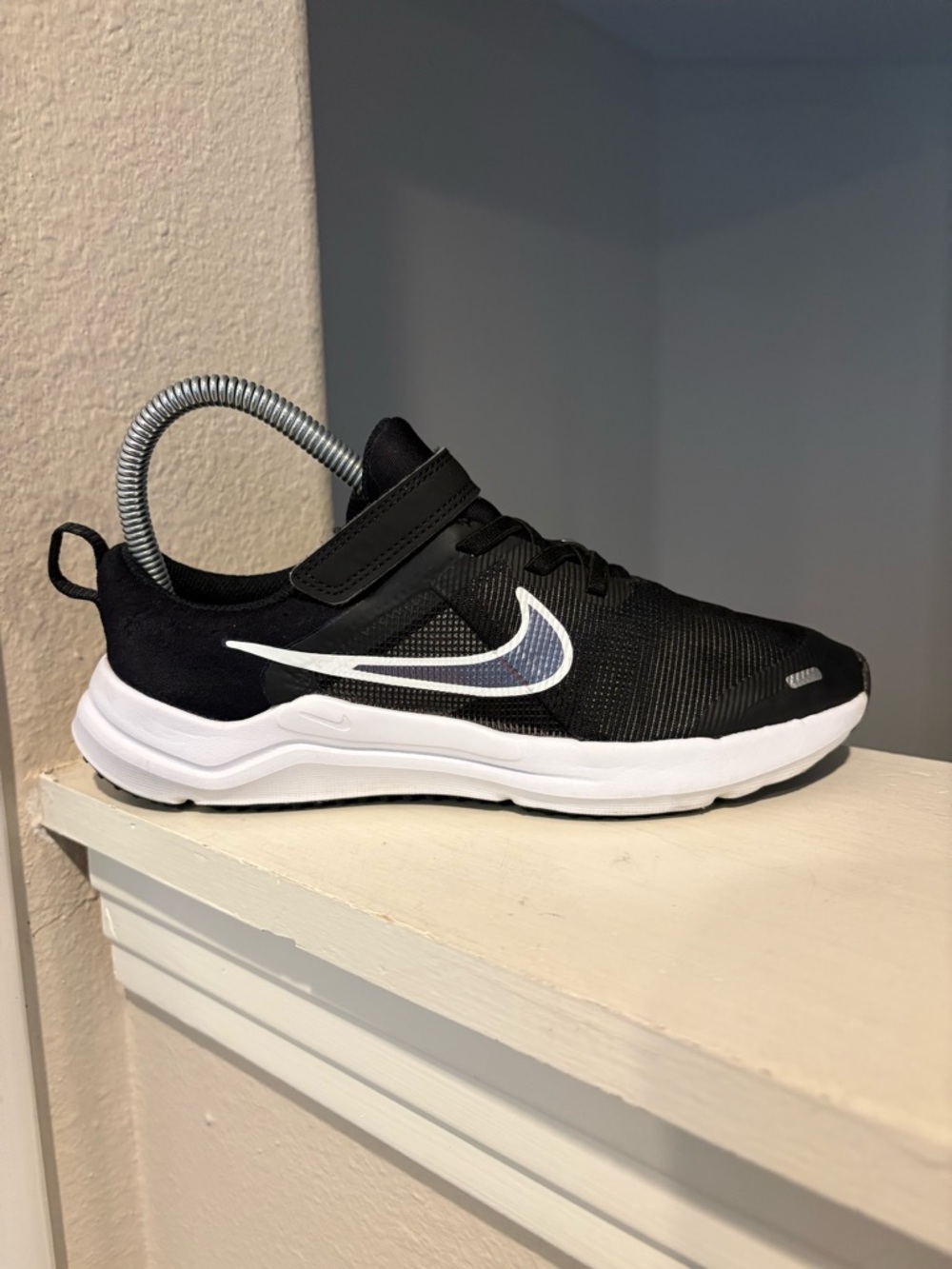Nike Downshifter 12 NN TDV Kids Black White Shoes DM4193-003 Youth Size 3Y - Picture 4 of 9